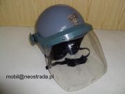 kask z przyłbicą wz.83